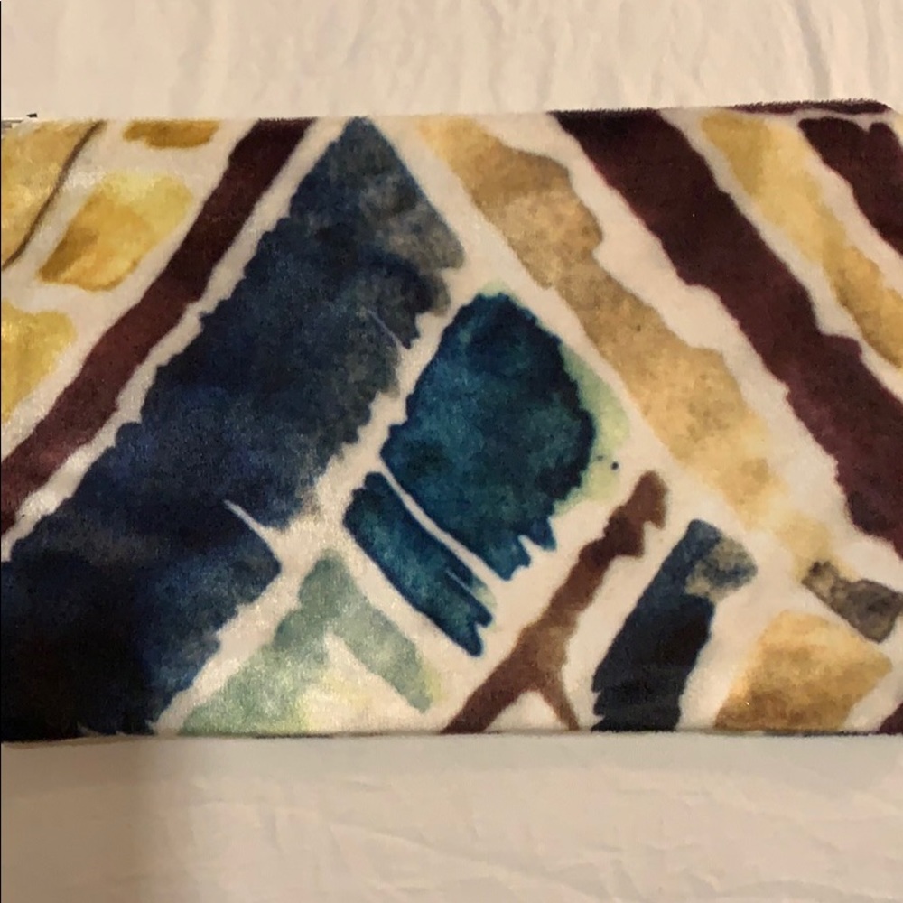 Abstract Design make up zip pouch - Picture 4 of 6